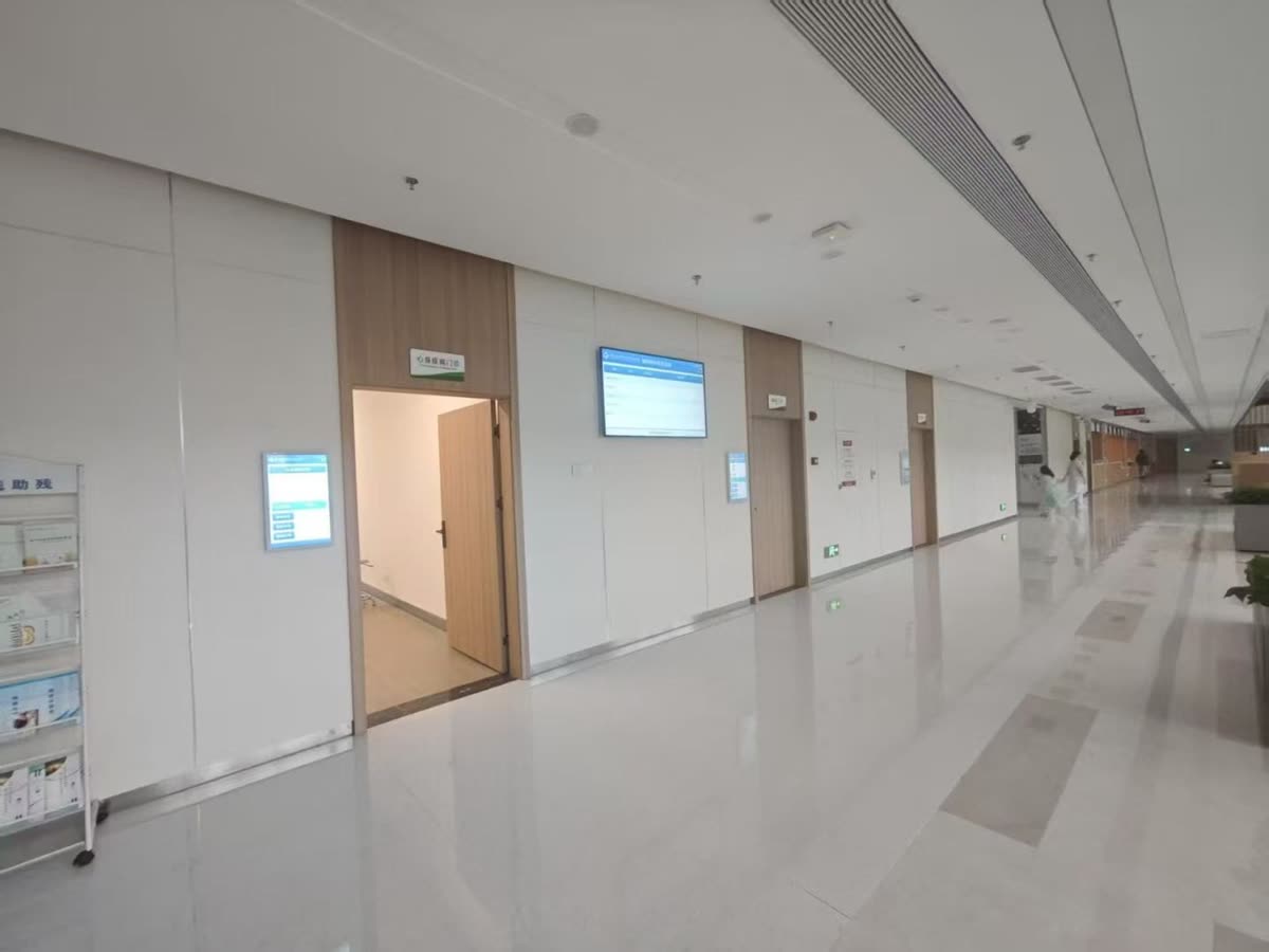 医院病区走廊信息发布案例